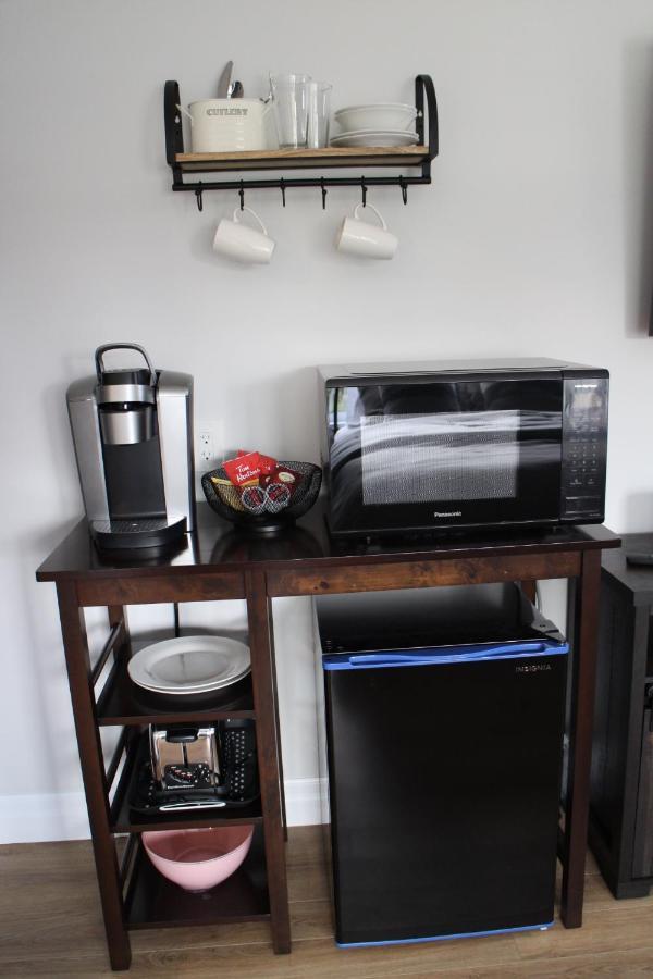 Woodslee Bed And Breakfast Belle River Esterno foto